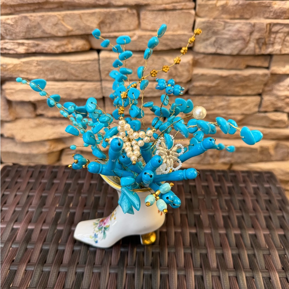 Beaded floral stems for decor - Picture 5 of 7